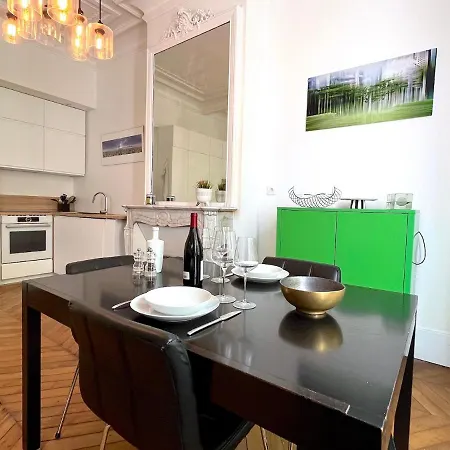 Apartment Michel-ange