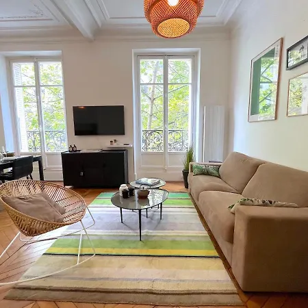 Apartment Michel-ange
